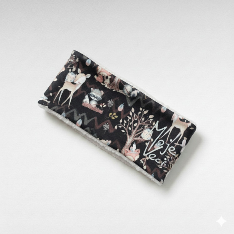 Čelenka zvieratká na čiernej Čelenka zvieratká na čiernej